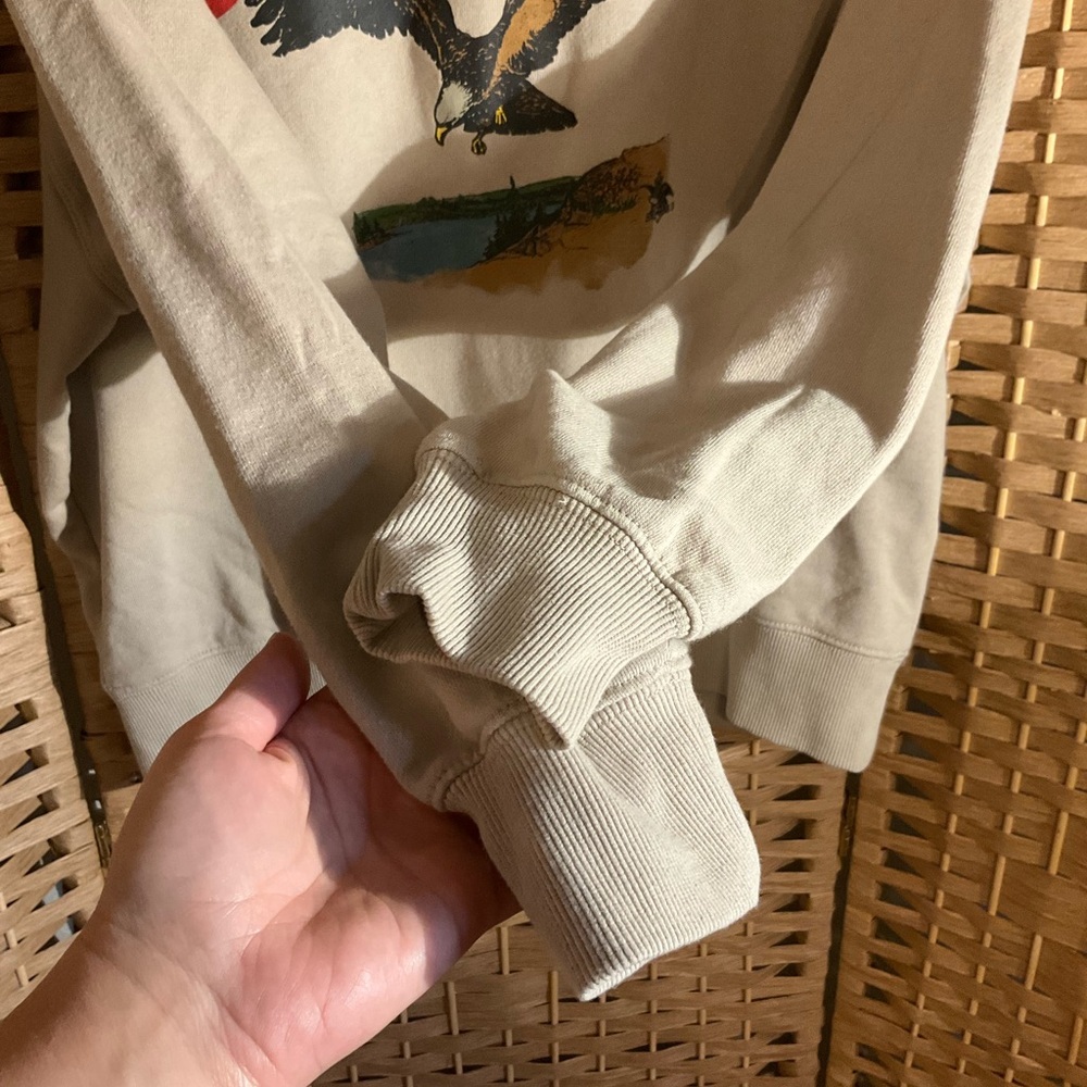 🦅 Budweiser Eagle Graphic Sweatshirt - Picture 5 of 10